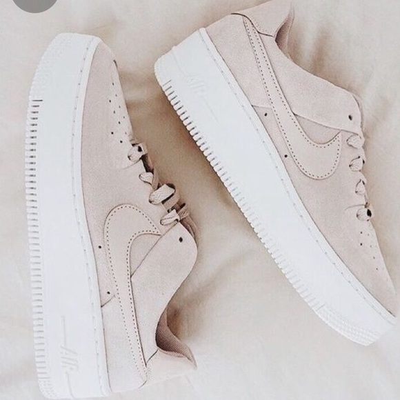 Comment if you are selling any of these shoes - Picture 5 of 6